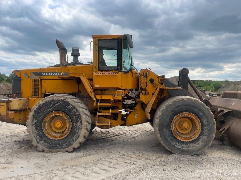 Volvo L 180 C Kolové nakladače