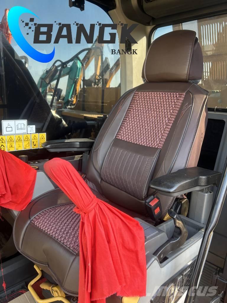 CAT 330 Pásová rýpadla