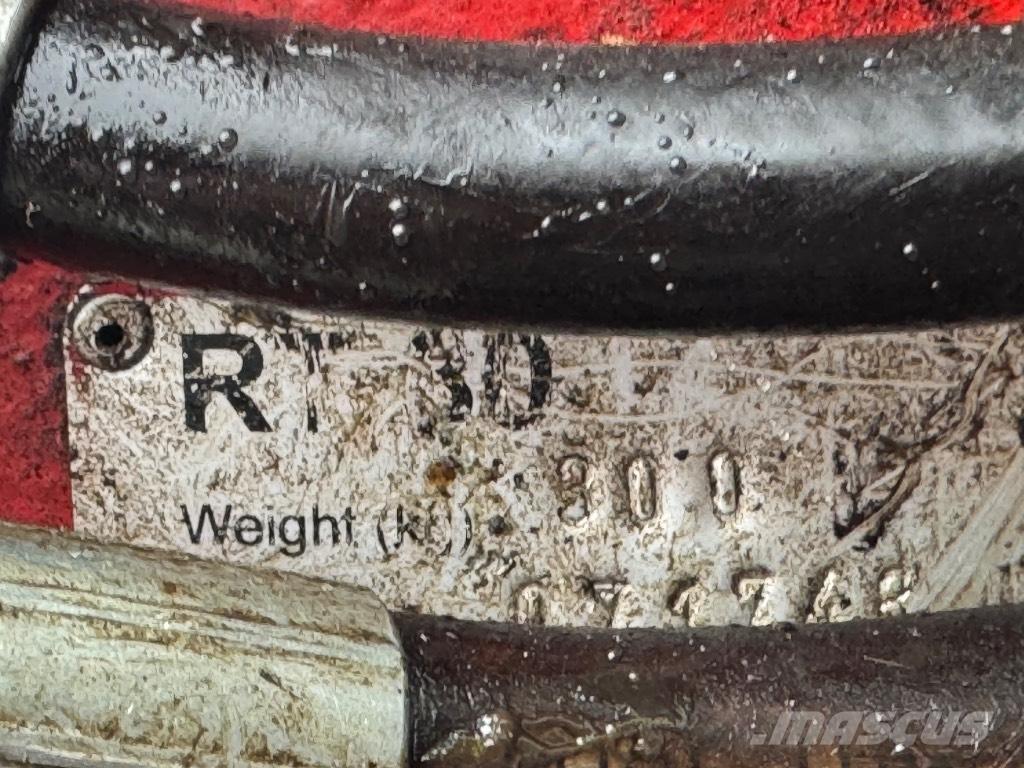 Komatsu PW 98 MR-6 Kolová rýpadla