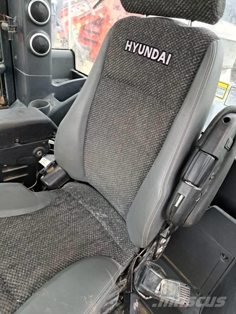 Hyundai HL 960 Kolové nakladače