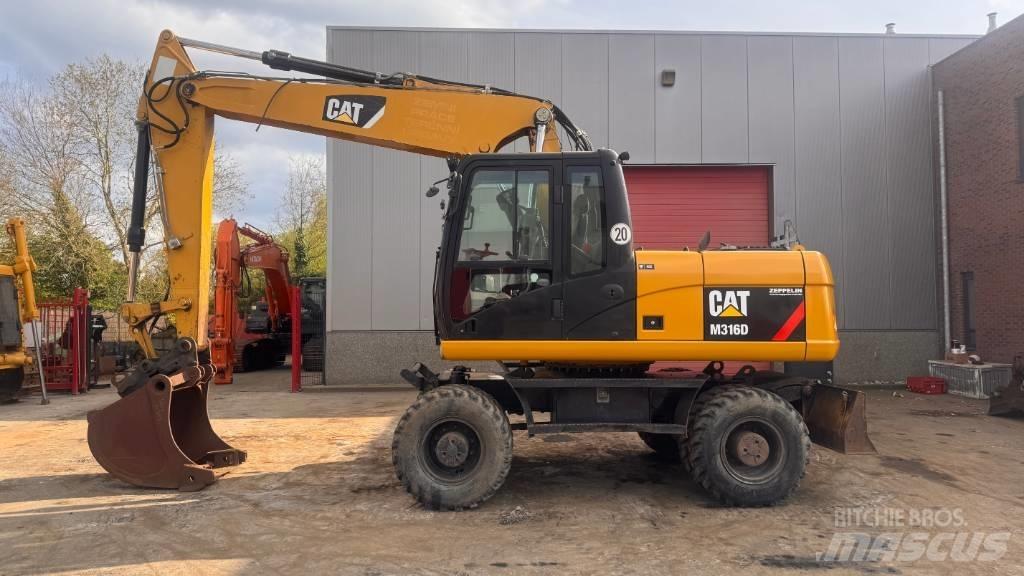 CAT M 316 D Kolová rýpadla