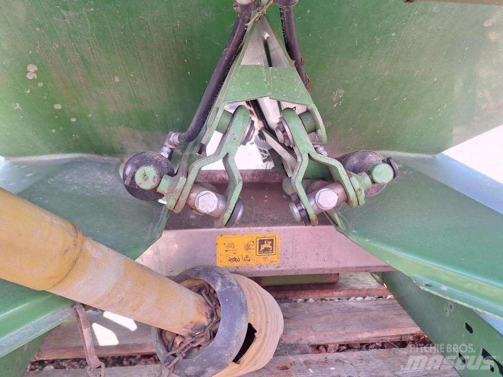 Amazone ZA-X 1402 Rozmetadlo minerálních hnojiv