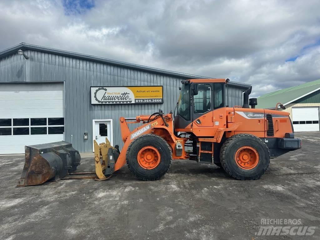 Doosan DL220-5 Kolové nakladače