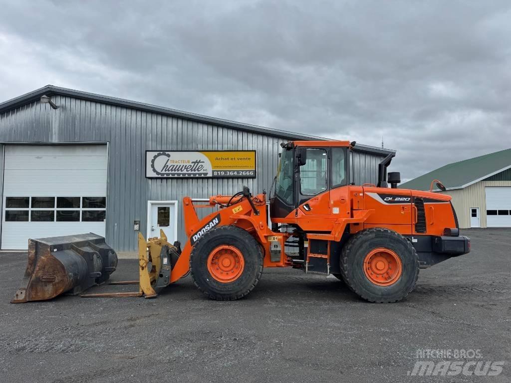 Doosan DL220-5 Kolové nakladače