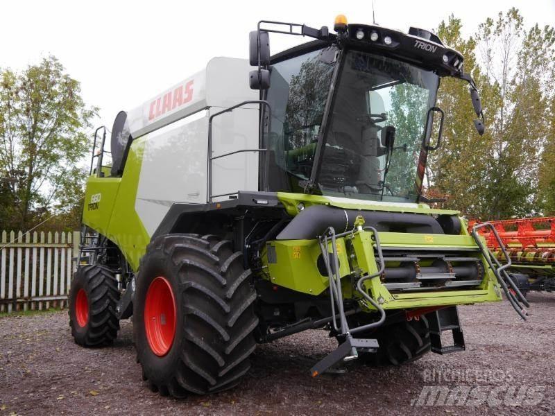CLAAS TRION 660 Sklízecí mlátičky