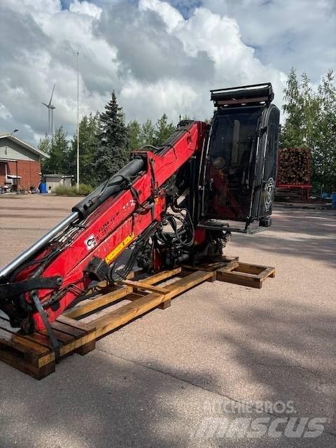Loglift F118ST9.6 Lesnické jeřáby