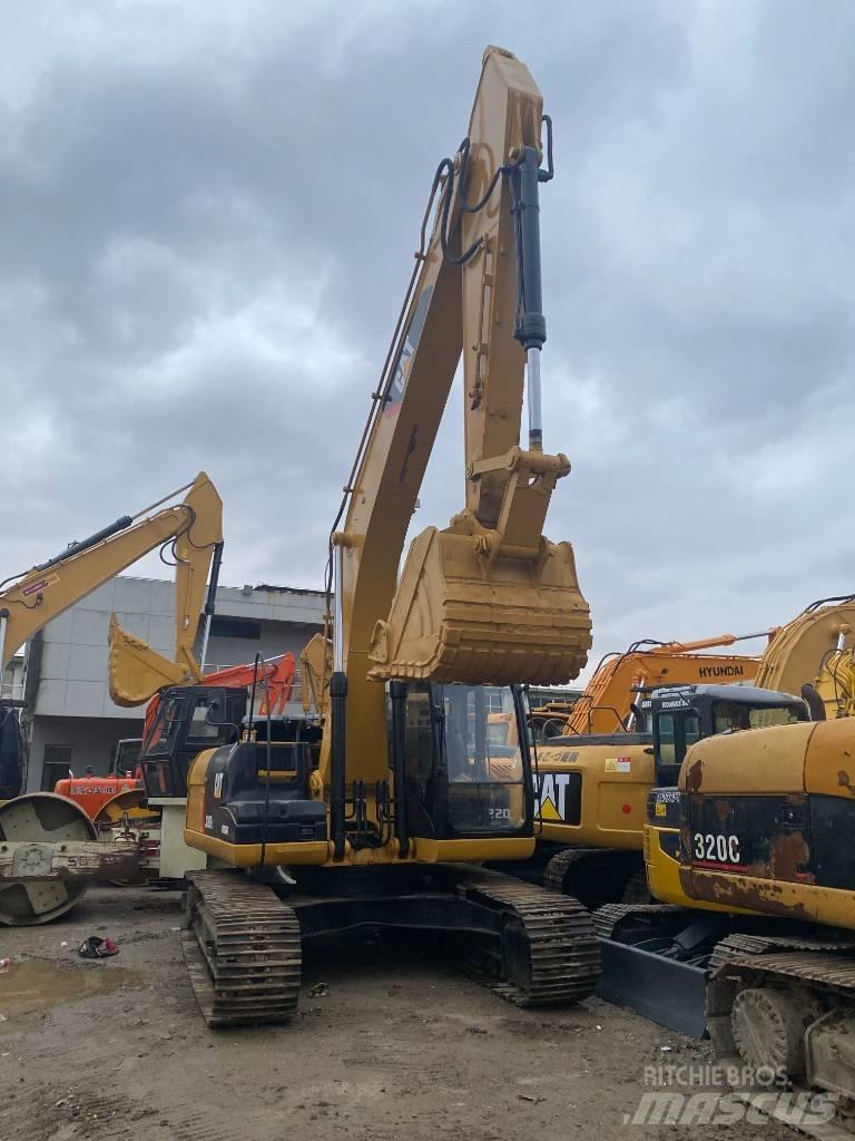 CAT 326 D2L Pásová rýpadla