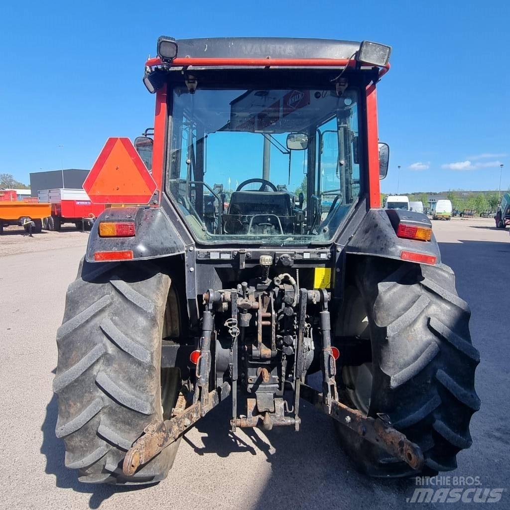Valtra Valmet 900 Traktory