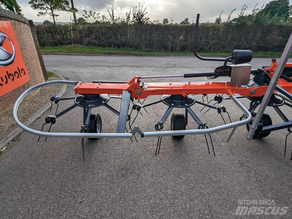 Kubota TE6576 Obraceče a shrabovače sena