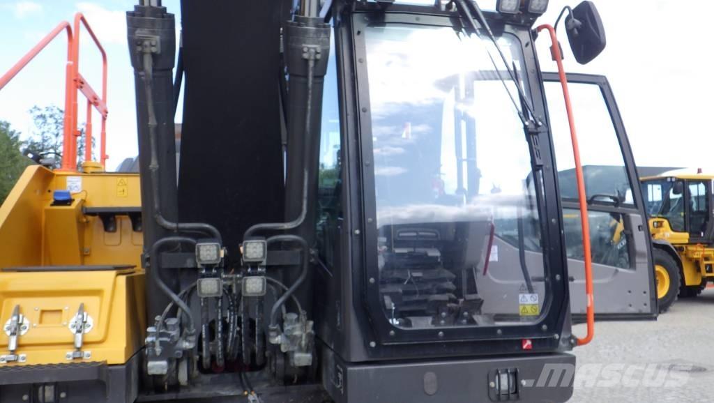 Volvo EC220EL Pásová rýpadla