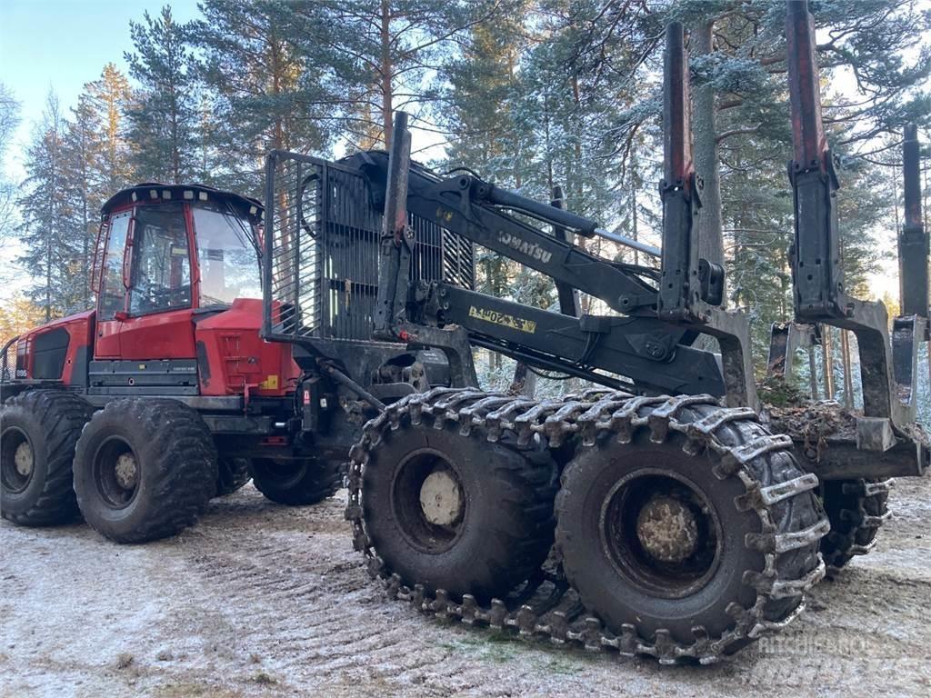 Komatsu 895 Vyvážecí traktory