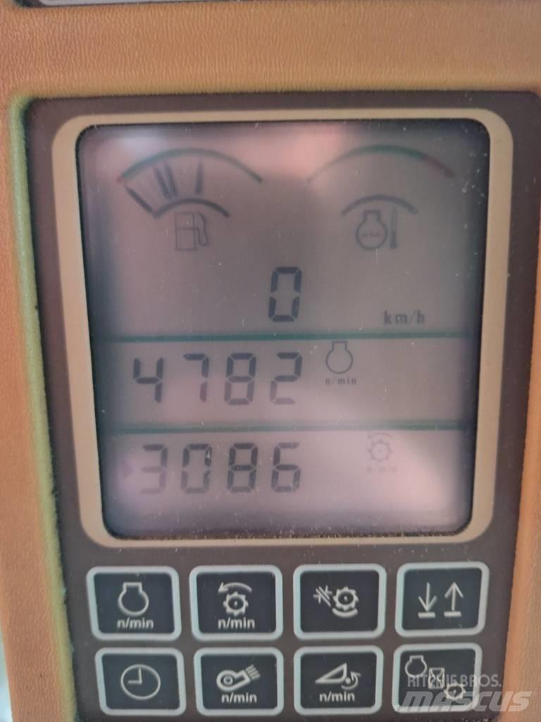 John Deere 9640 WTS Sklízecí mlátičky