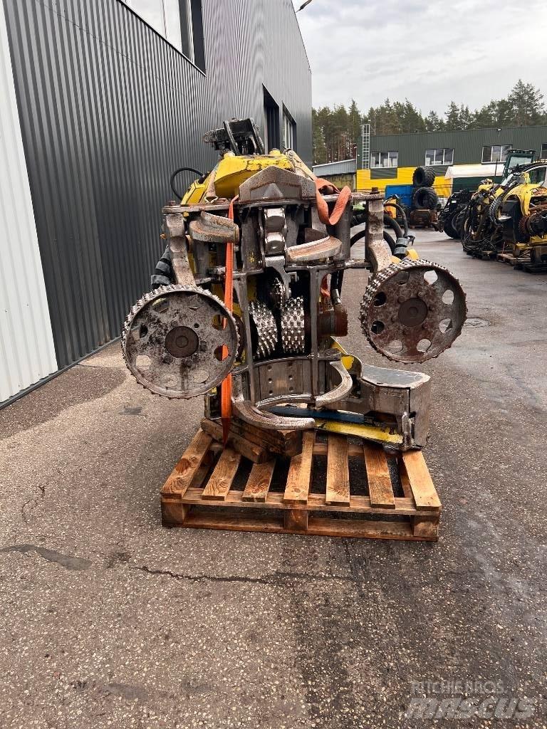 John Deere H 480 Těžební hlavy