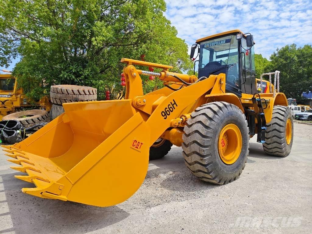 CAT 966 H Kolové nakladače