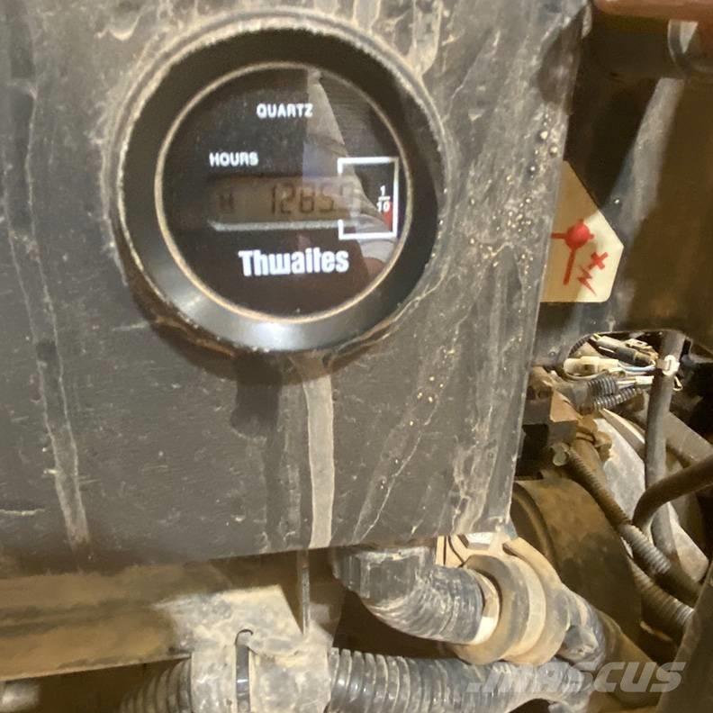 Thwaites Mach2073 Vyklápěcí dempry
