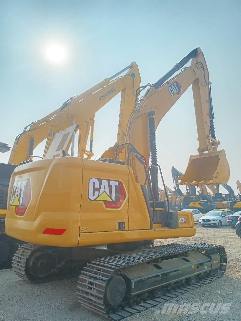 CAT 323GC Pásová rýpadla