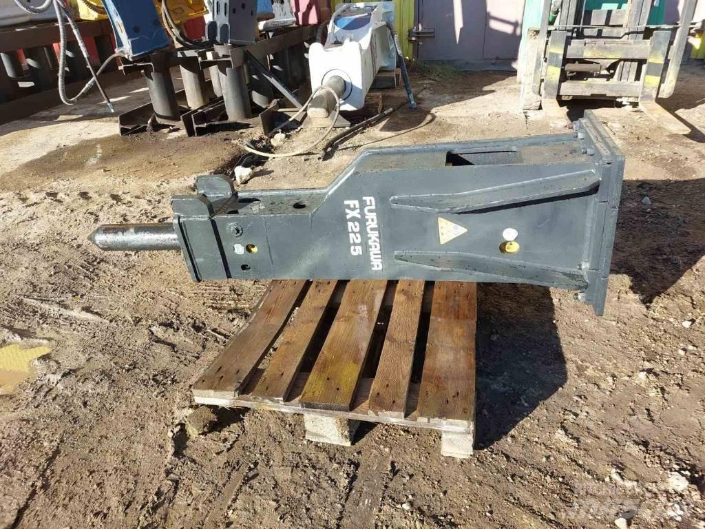 Furukawa FX 225 Bourací kladiva / Sbíječky