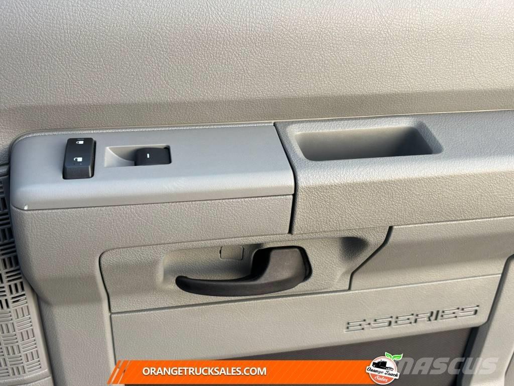 Ford E 350 Skříňová nástavba