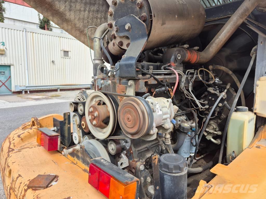 CASE 621 D Kolové nakladače