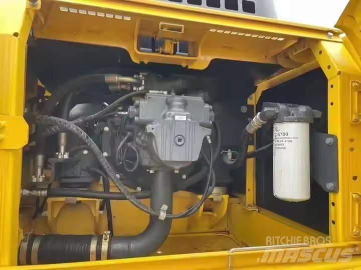 Komatsu PC360 Pásová rýpadla