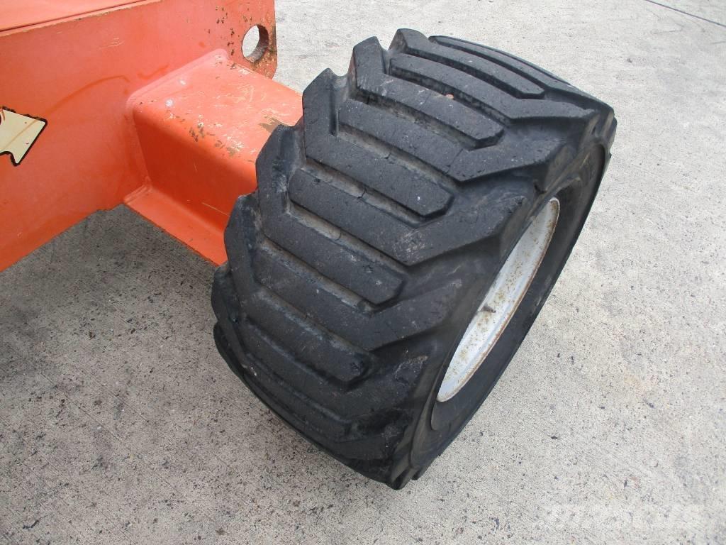 JLG 510 AJ (271) Kompaktní samohybné kloubové plošiny