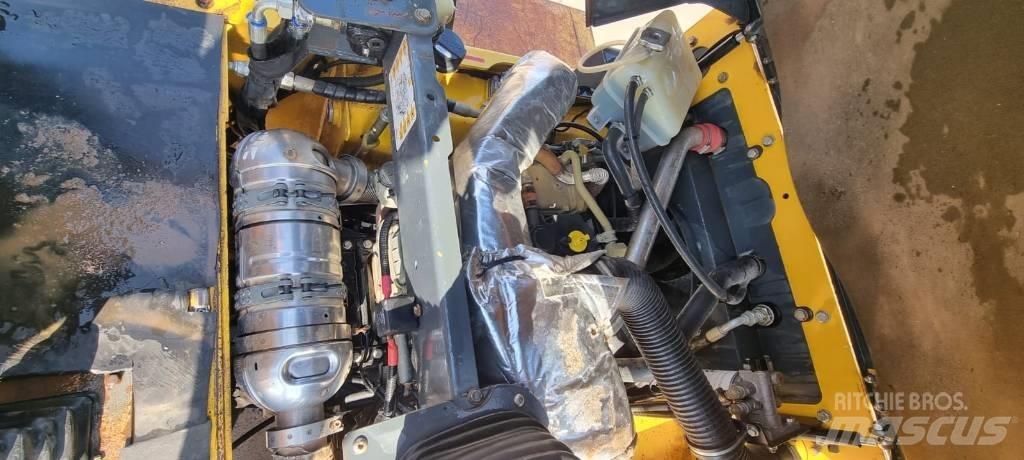 JCB NC ST-9 Kloubové dempry
