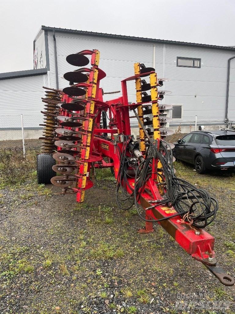 Väderstad Topdown500 Kultivátory