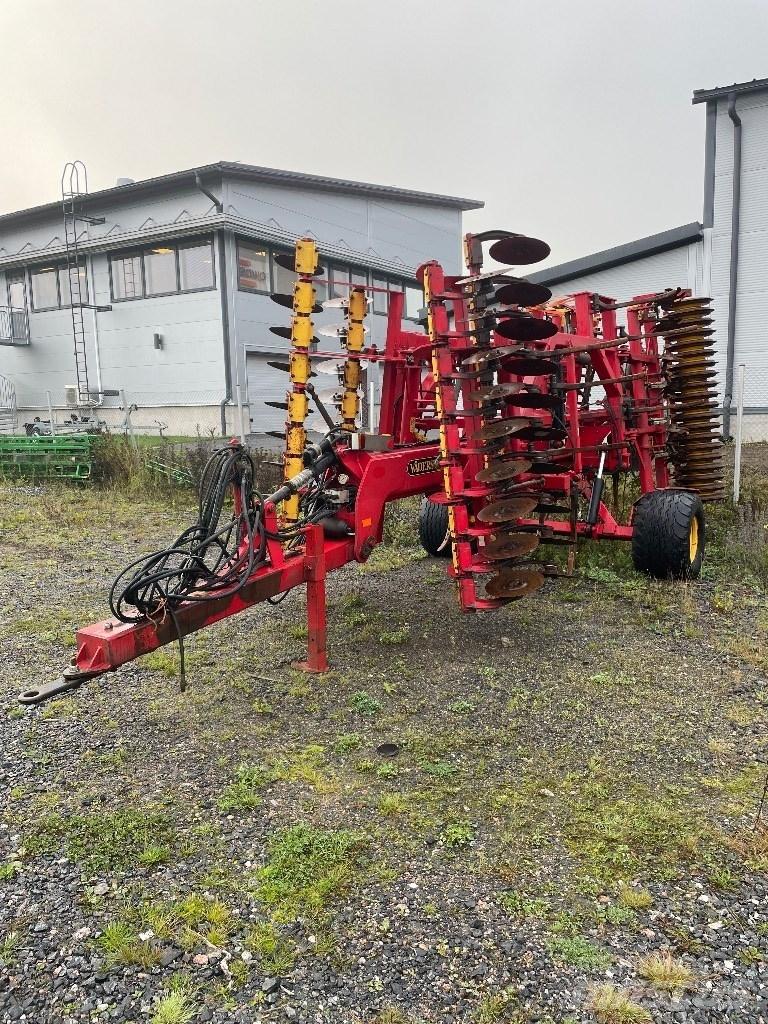Väderstad Topdown500 Kultivátory