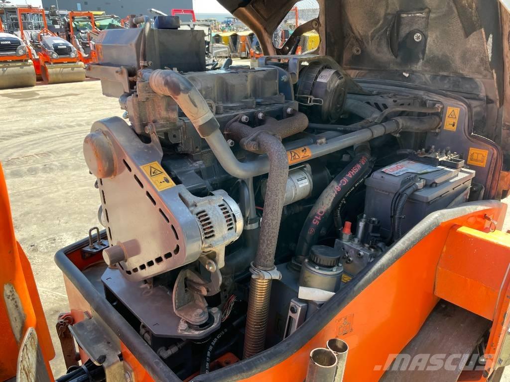 Hamm HD 12 VV Tandemové válce