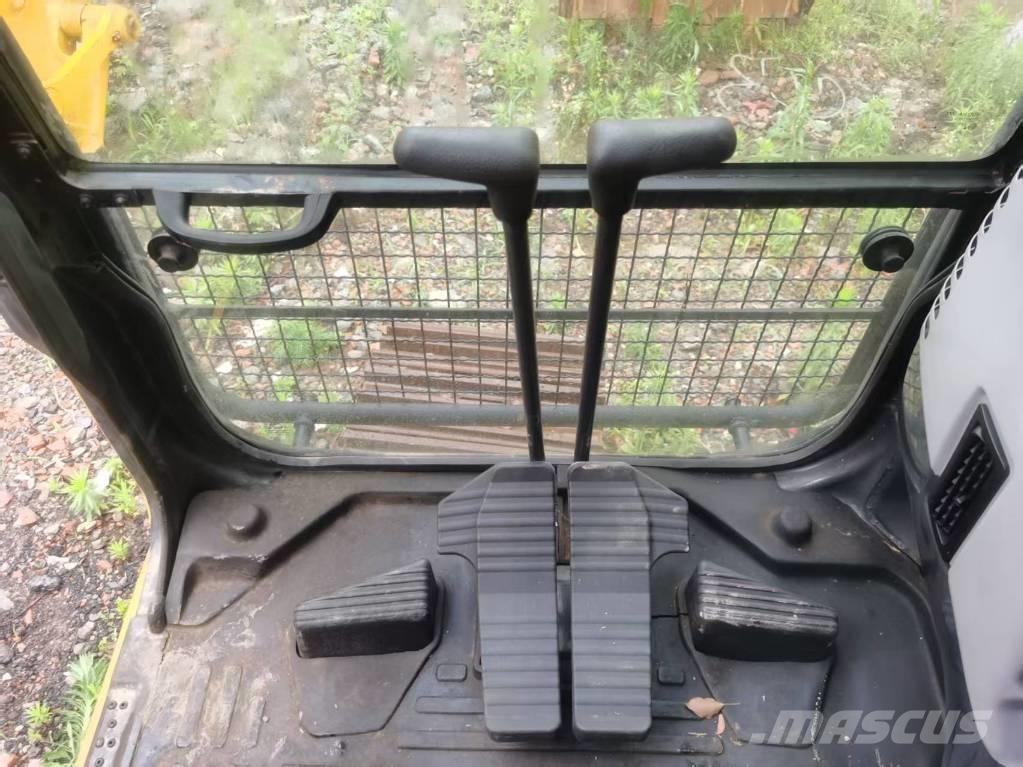 Komatsu PC 350-7 Pásová rýpadla