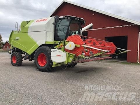 CLAAS Tucano 320 Sklízecí mlátičky