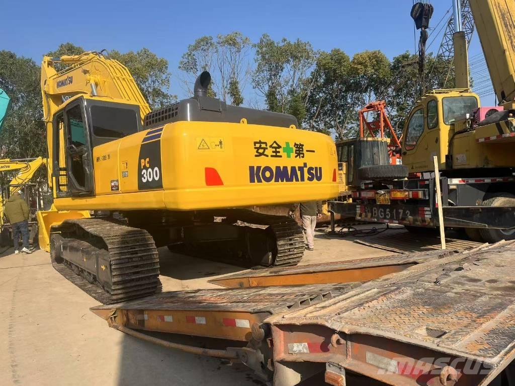 Komatsu PC 300 LC-7 Pásová rýpadla