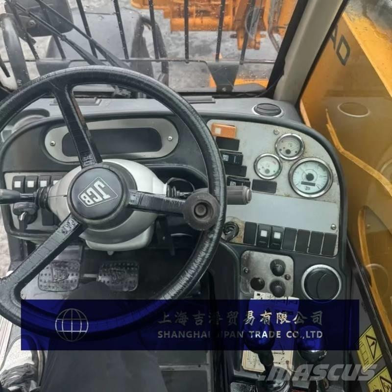 JCB 535-95 Teleskopické manipulátory
