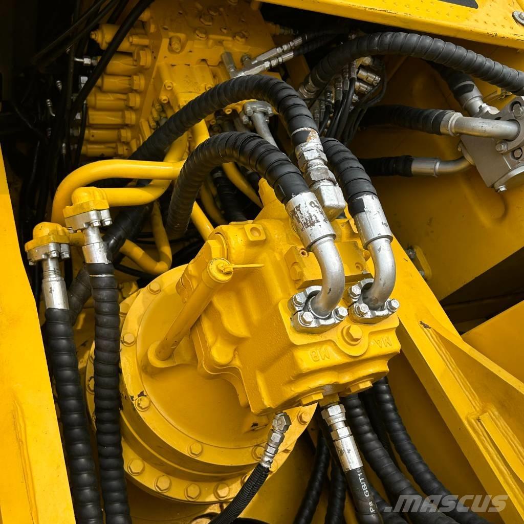 Komatsu 450 Pásová rýpadla