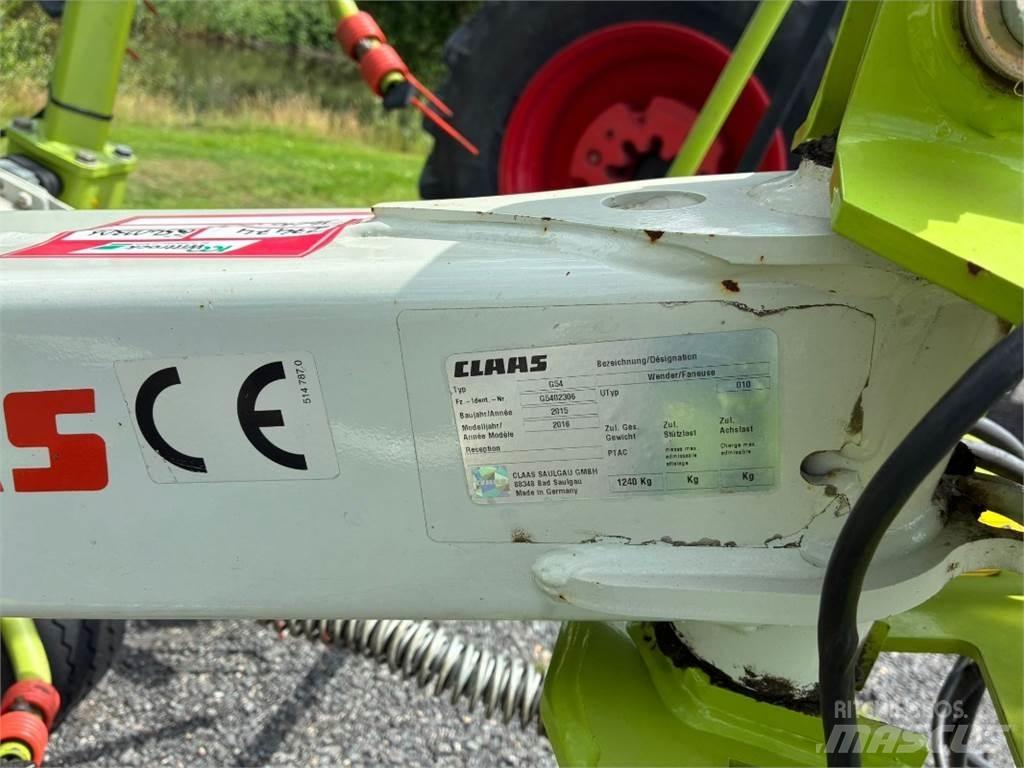 CLAAS Volto 900 Obraceče a shrabovače sena