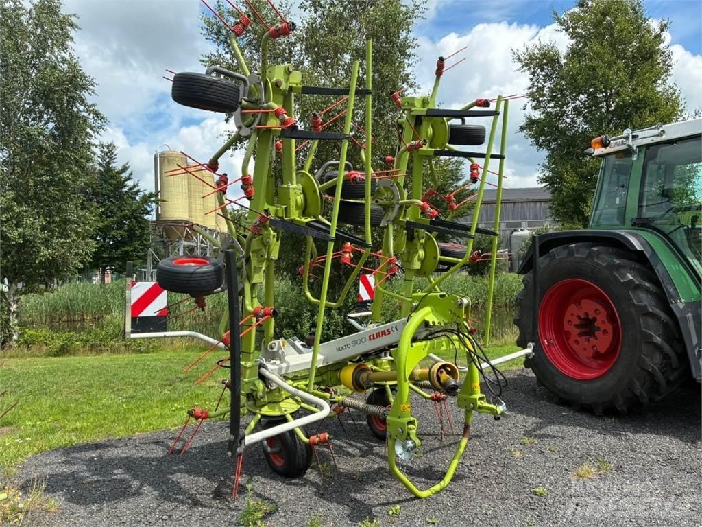 CLAAS Volto 900 Obraceče a shrabovače sena