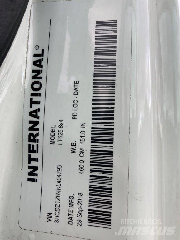 International LT Tahače