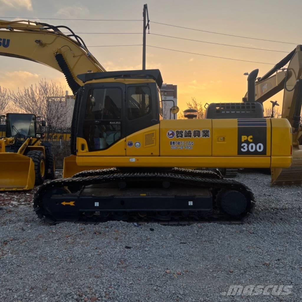 Komatsu PC300 Pásová rýpadla