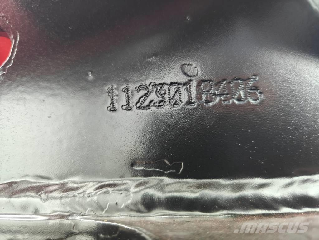 Komatsu C 123 Těžební hlavy