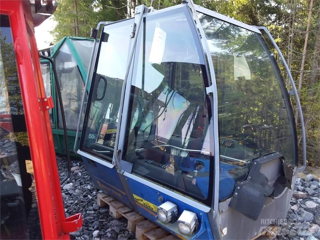 Rottne F18 Kabiny a interiér