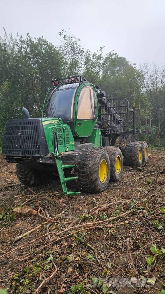 John Deere 1110 E Vyvážecí traktory