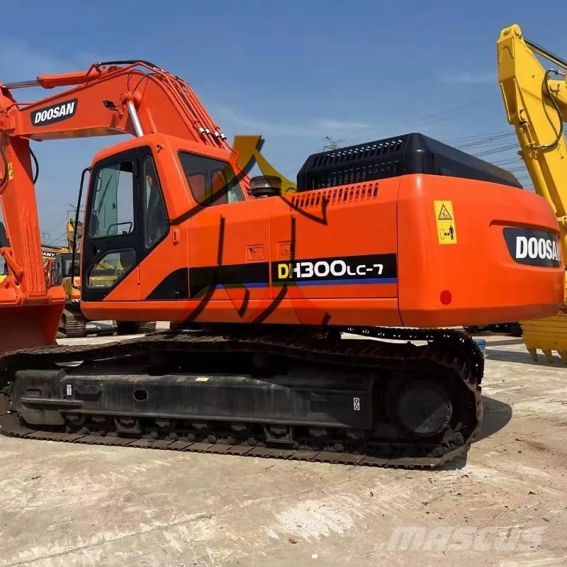 Doosan DH 300 LC-7 Pásová rýpadla