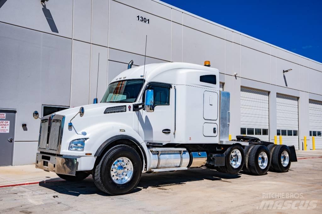 Kenworth T 880 Tahače