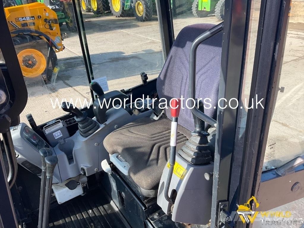 Kubota U 27-4 Mini rýpadla < 7t