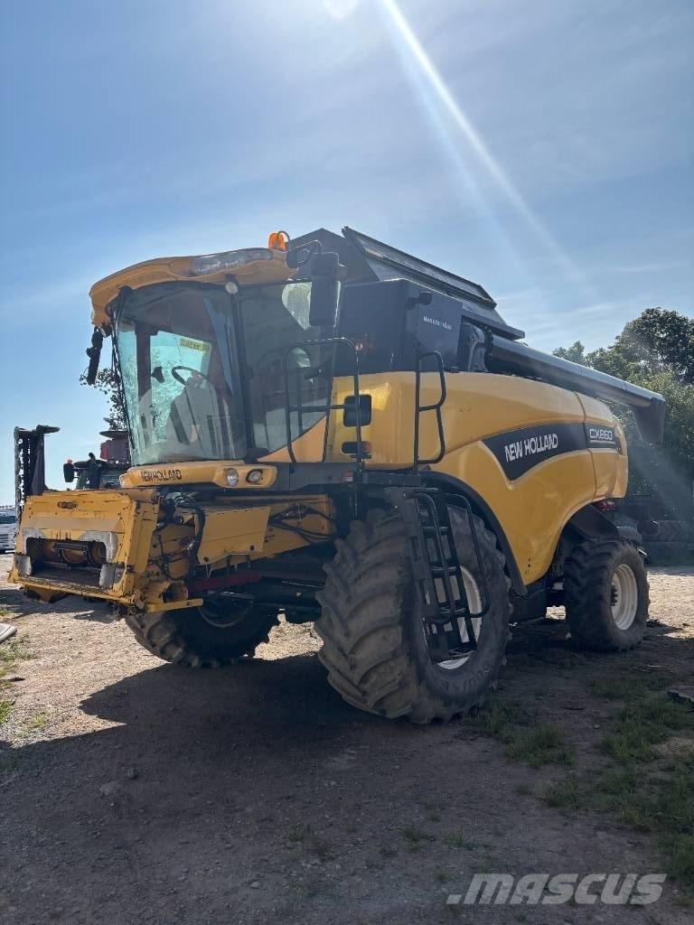 New Holland CX 860 Sklízecí mlátičky