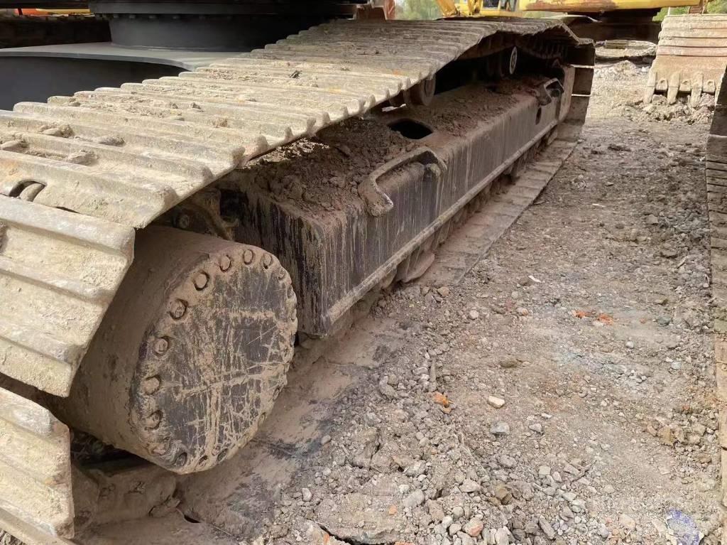 Volvo EC 250 D L Pásová rýpadla