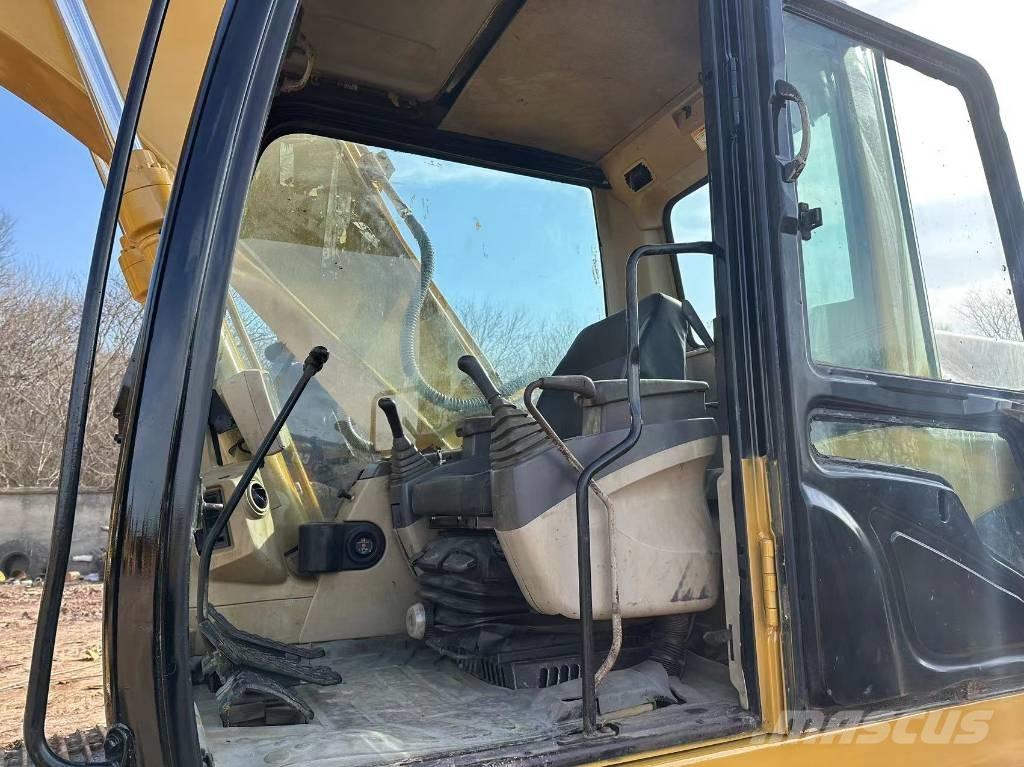 CAT 320 C Pásová rýpadla