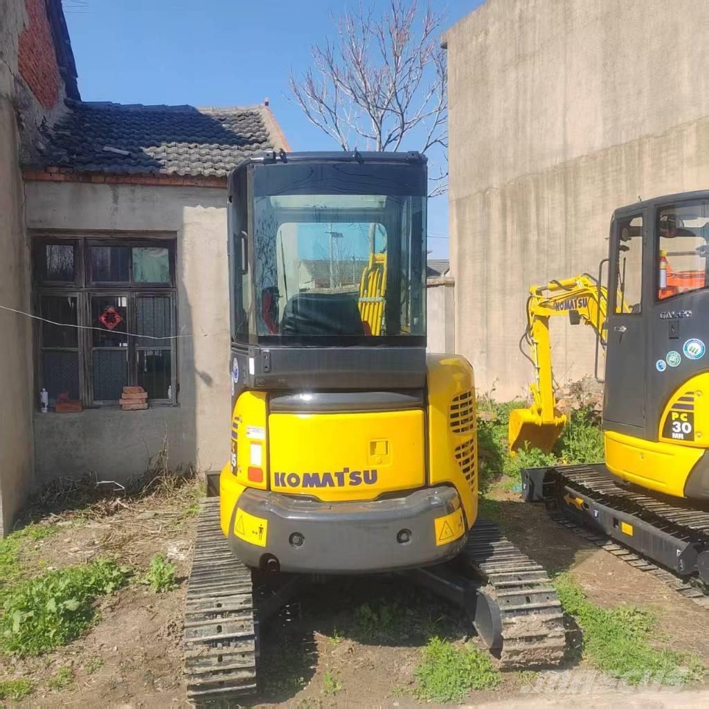 Komatsu PC 35 Pásová rýpadla
