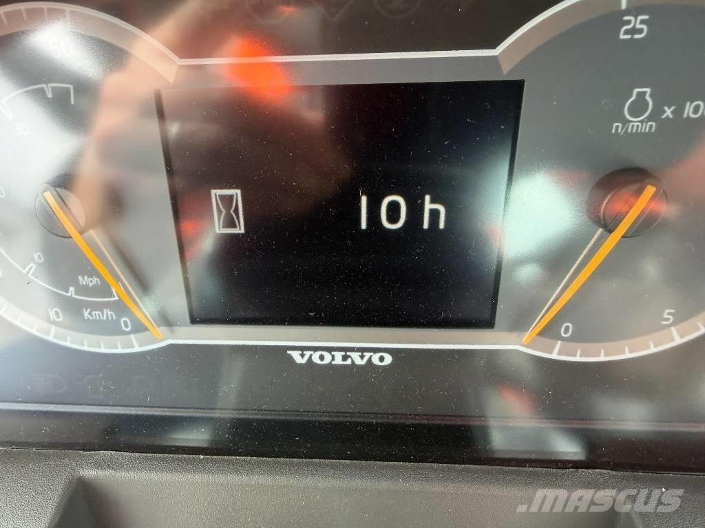 Volvo L 120 H Kolové nakladače