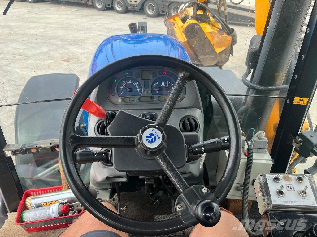 New Holland TS 115 A Traktory